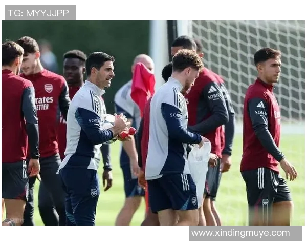 拉爵对比阿尔特塔与阿莫林的观点遭电讯报质疑称毫无根据