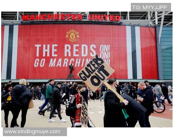 超百个球迷团体联名呼吁英超俱乐部未来两年冻结主场票价