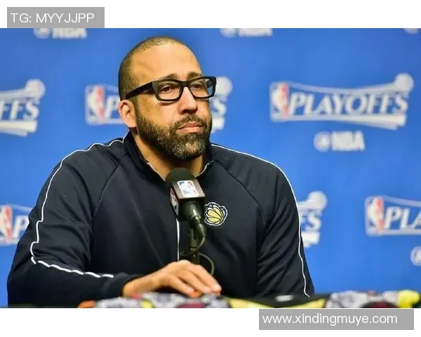 菲兹戴尔称火箭控卫阿门汤普森实力强大无需再引援1号位 菲兹戴尔称火箭控卫阿门汤普森实力强大无需再引援1号位