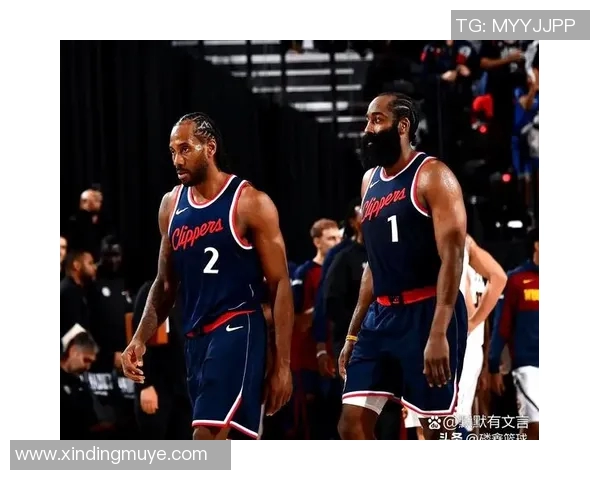 快船国王对决首发阵容揭晓哈登小卡祖巴茨携手出战