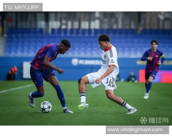 巴黎关注巴萨18岁中场胡安埃尔南德斯合同明夏到期引发转会speculation