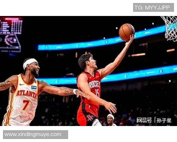 媒体人分析谢泼德与队友共同蹲底角的战术选择与出手权分配问题 媒体人分析谢泼德与队友共同蹲底角的战术选择与出手权分配问题