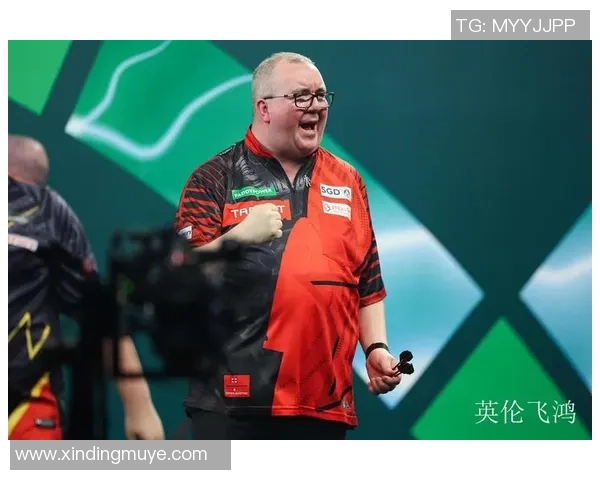 拜尔扔飞镖庆祝动作致敬斯蒂芬邦廷展现飞镖运动精神