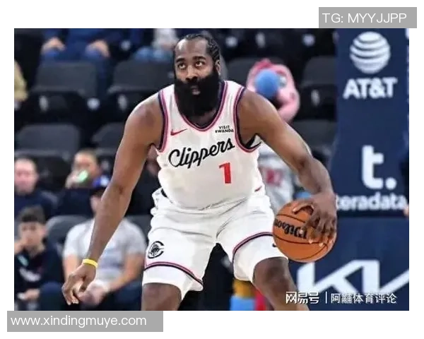 哈登带伤出战引争议卢指导强调尊重球员的比赛意愿