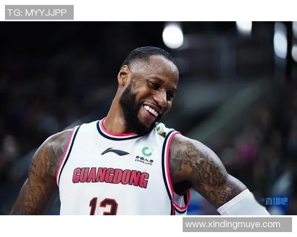 彼得森两场比赛展现卓越实力场均215分15断15帽命中率高达60