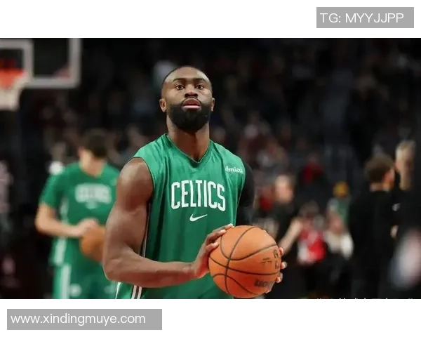 布朗谈中距离命中率领先：找到舒适区助力其他投篮更轻松