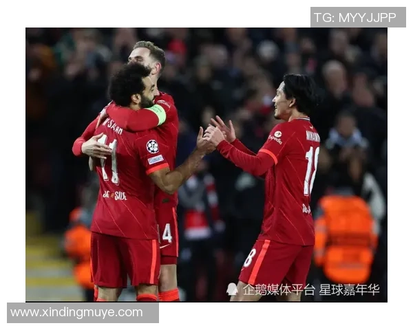 阿利松与戈麦斯意外相撞队医紧急救助后比赛得以继续进行